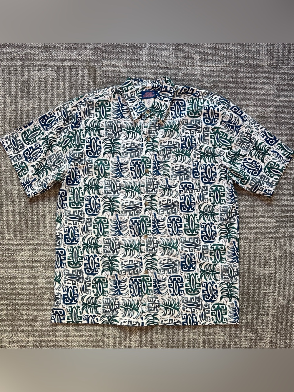 90s Fast Breakers Hawaiian Vintage Button-Down Shirt in Navy & Green Print